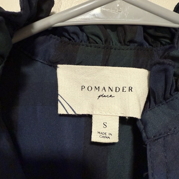 Tuckernuck Pomander Place Blackwatch Selena Blouse Size Small - Picture 5 of 9